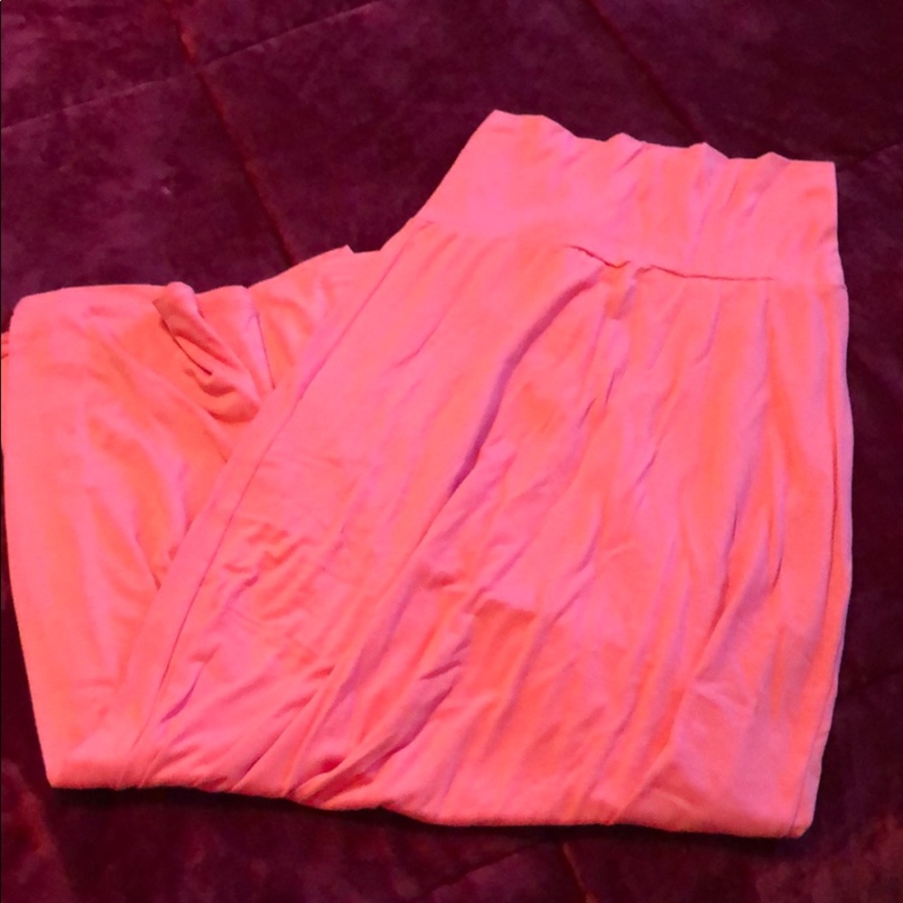 Long maxi skirt peach/salmon color